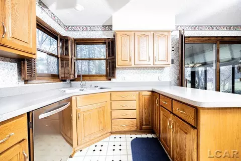 1305 Rutledge, Temperance, MI 48182 photo 12