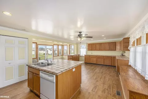 9994 Meisner, Casco, MI 48064 photo 16