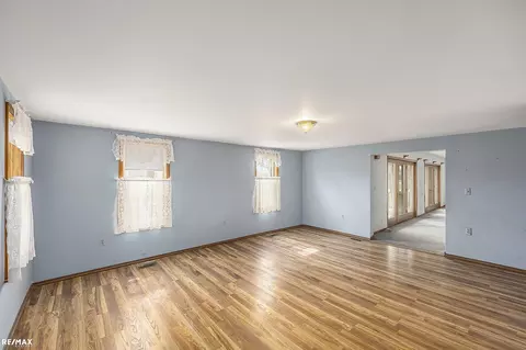9994 Meisner, Casco, MI 48064 photo 9