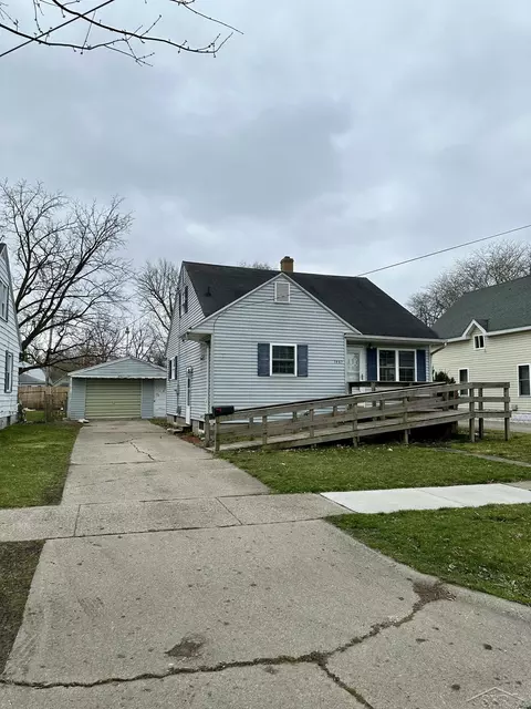1907 Jordan, Saginaw, MI 48602