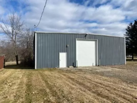 3180 Senske, Standish, MI 48658
