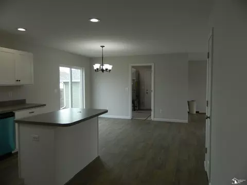 3635 Meadowcrest, Monroe, MI 48162 photo 4