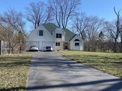 22 Kearsley, Ortonville, MI 48462