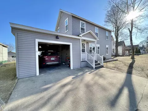 1211 Wisconsin, Gladstone, MI 49837