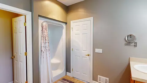 9524 Pine Needle, Flushing, MI 48433 photo 17