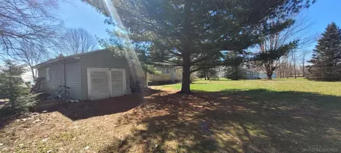 Exterior - 7376 Marshall, Olivet, MI 49076 photo 3 of 10