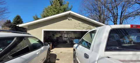 Exterior - 7376 Marshall, Olivet, MI 49076 photo 5 of 10