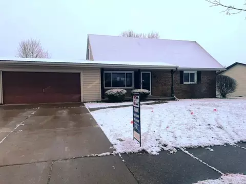 70217 Chaucer, Richmond, MI 48062