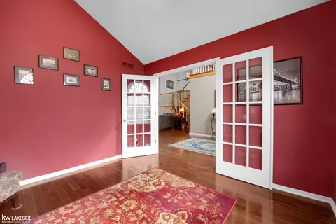 49762 London, Macomb, MI 48044 photo 8