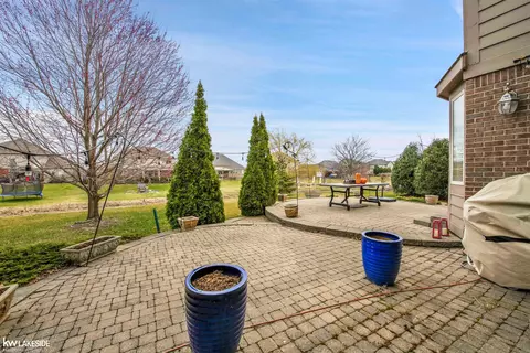 49762 London, Macomb, MI 48044 photo 39