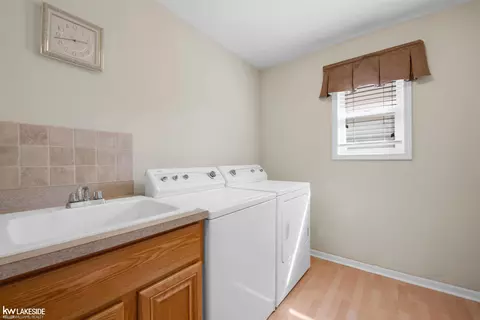 49762 London, Macomb, MI 48044 photo 22