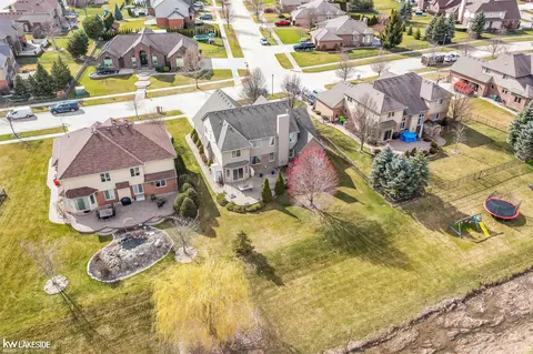 49762 London, Macomb, MI 48044 photo 37