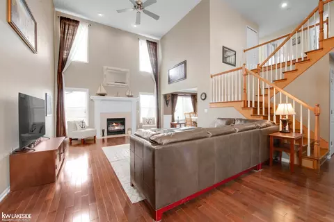 49762 London, Macomb, MI 48044 photo 6