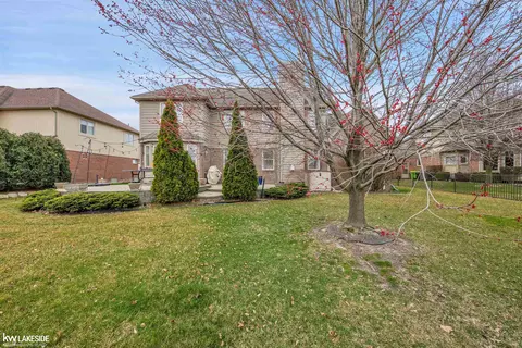 49762 London, Macomb, MI 48044 photo 41