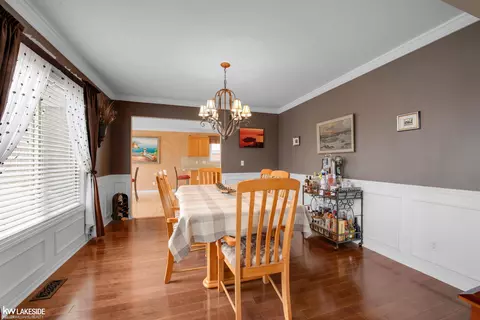 49762 London, Macomb, MI 48044 photo 16