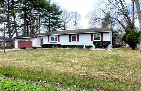 37905 Pineridge, Harrison Township, MI 48045