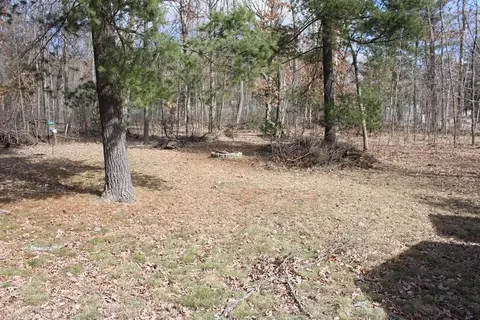 Exterior - 4810 Mary Jo, Harrison, MI 48625 photo 2 of 2