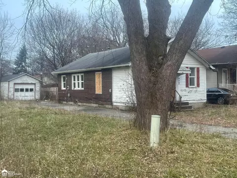 2469 Baldwin, Saginaw, MI 48601