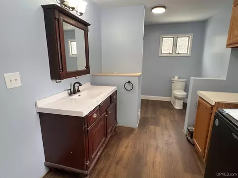 1214 Willow, Gladstone, MI 49837 photo 7