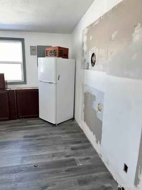 Kitchen - 26 Maple, White Pine, MI 49971 photo 2 of 3