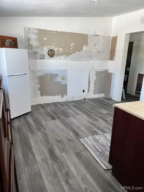 Kitchen - 26 Maple, White Pine, MI 49971 photo 1 of 3