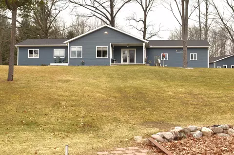 Exterior - 191 River Oaks, Gladwin, MI 48624 photo 4 of 18