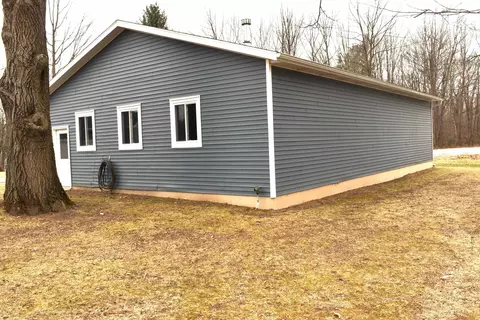Exterior - 191 River Oaks, Gladwin, MI 48624 photo 11 of 18