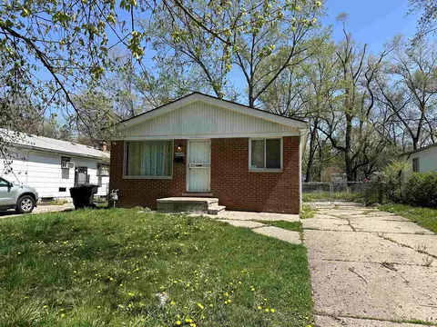 16600 Fenton, Detroit, MI 48219