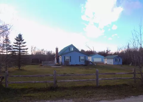 10599 N Athey, Harrison, MI 48625
