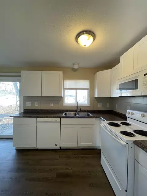 1200 Oleander, Mount Morris, MI 48458 photo 2