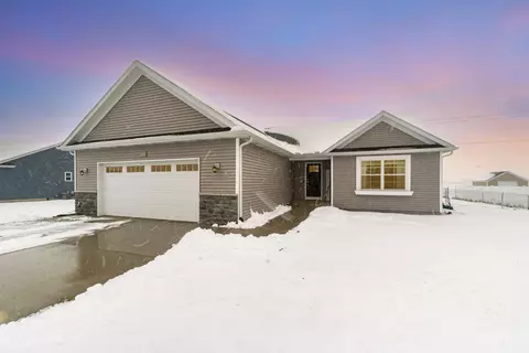 195 W Midland, Auburn, MI 48611