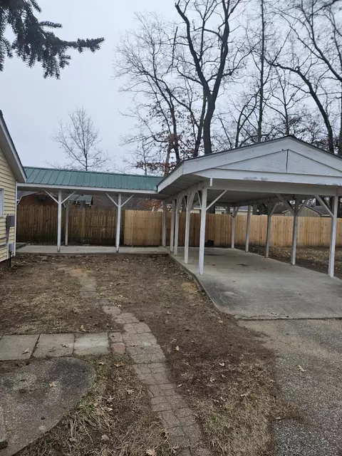 Exterior - 2714 Margaret, Harrison, MI 48625 photo 6 of 10