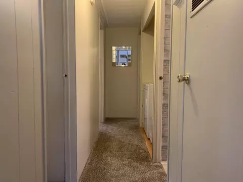 Entry Way - 1661 Riverside, Gladwin, MI 48624 photo 1 of 1