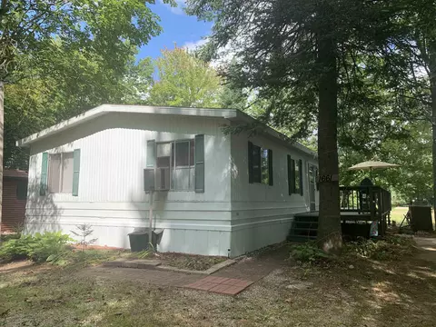 Exterior - 1661 Riverside, Gladwin, MI 48624 photo 11 of 12