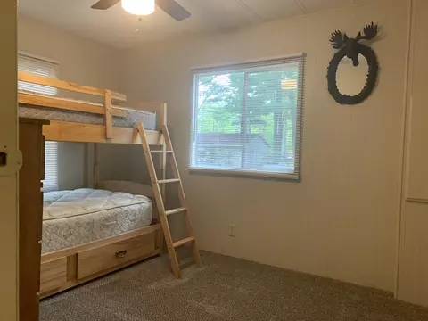 Bedroom - 1661 Riverside, Gladwin, MI 48624 photo 2 of 2