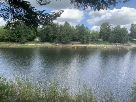 View/Area - 1661 Riverside, Gladwin, MI 48624 photo 1 of 11