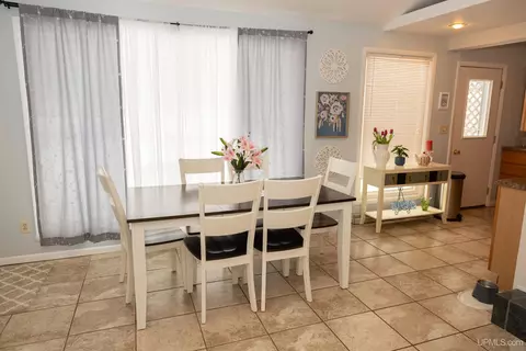 Dining - 786 Juniper, Ishpeming, MI 49849 photo 3 of 6
