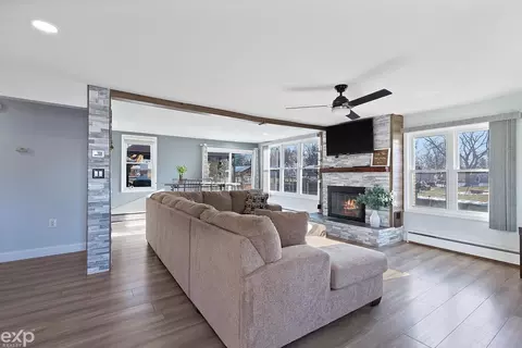 Living - 602 Ruskin, Algonac, MI 48001 photo 1 of 1