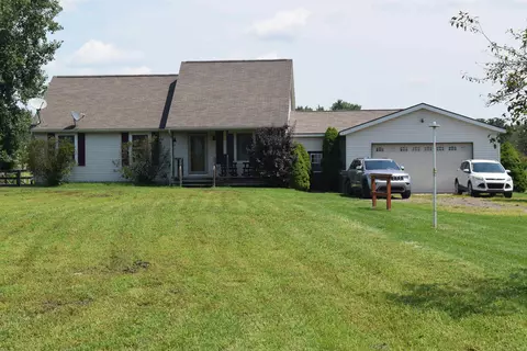 1783 River Bnd, Fowlerville, MI 48836