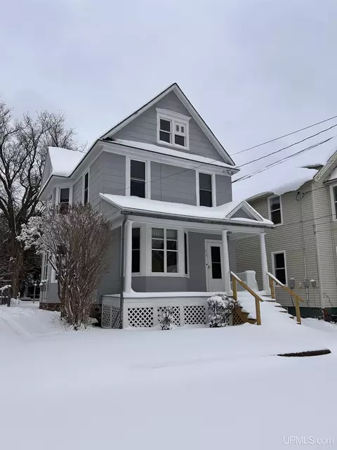 715 W Water, Hancock, MI 49930