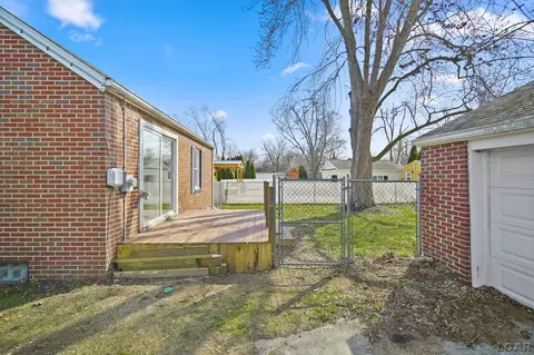 Exterior - 360 S Scott, Adrian, MI 49221 photo 6 of 10