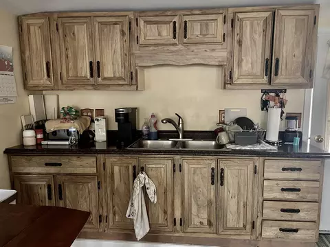 Kitchen - 1383 Sioux, Gladwin, MI 48624 photo 3 of 6