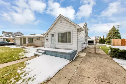 8034 Lillian, Center Line, MI 48015
