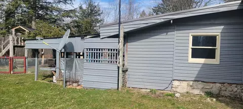 Exterior - 7633 W Dyer, Twining, MI 48766 photo 3 of 15