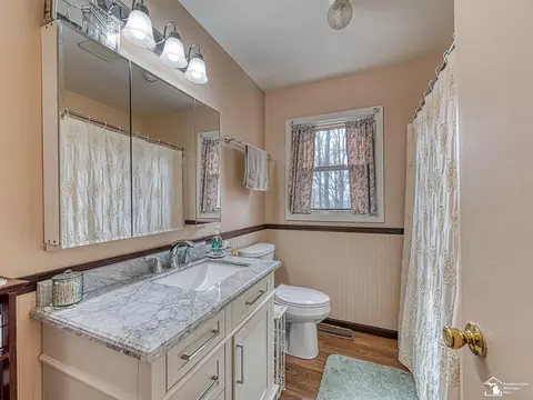 Bath - 7675 Stewart, Monroe, MI 48162 photo 1 of 3