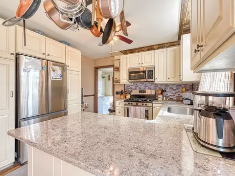 Kitchen - 7675 Stewart, Monroe, MI 48162 photo 4 of 4