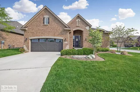 58521 Valley Vw, Washington Township, MI 48094