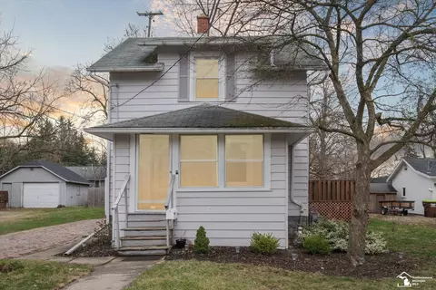 171 S Scott, Adrian, MI 49221
