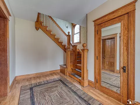 Entry Way - 211 Cass, Monroe, MI 48161 photo 1 of 1