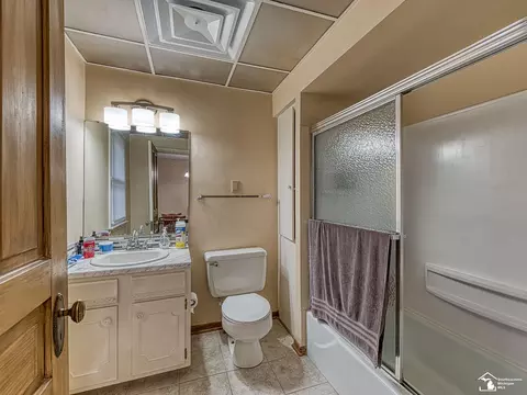 Bath - 211 Cass, Monroe, MI 48161 photo 1 of 3